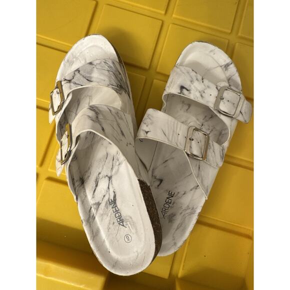 Ardene Women's Slides Marble White Gray Size 9 Buckles - Picture 2 of 5